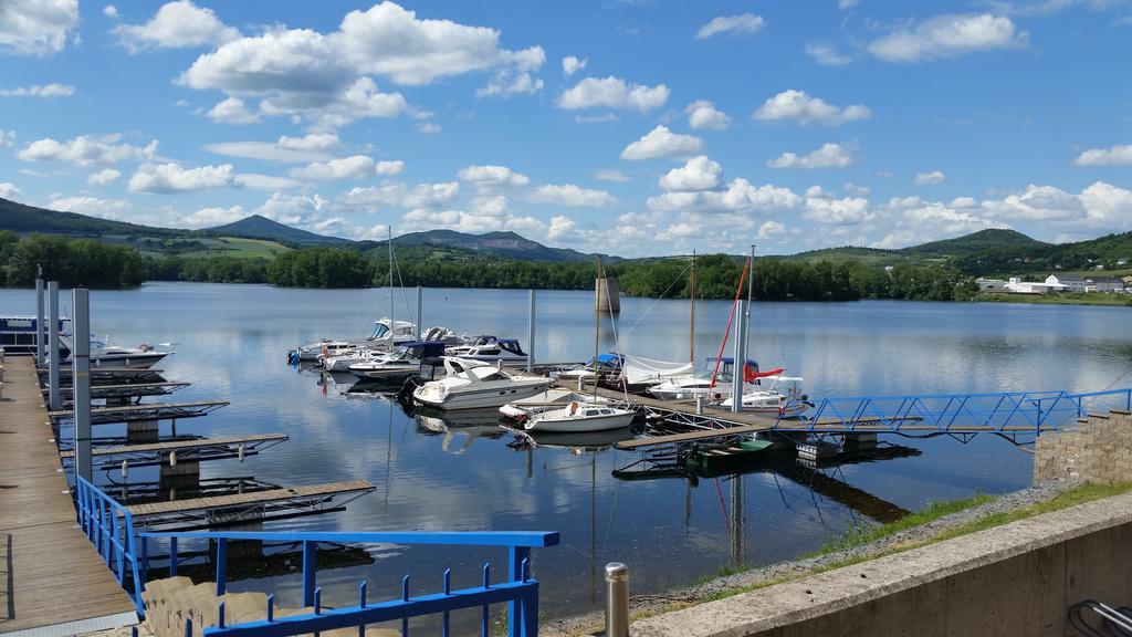 Resort Marina Labe Ловосіце Екстер'єр фото