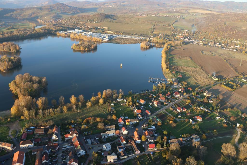 Resort Marina Labe Ловосіце Екстер'єр фото