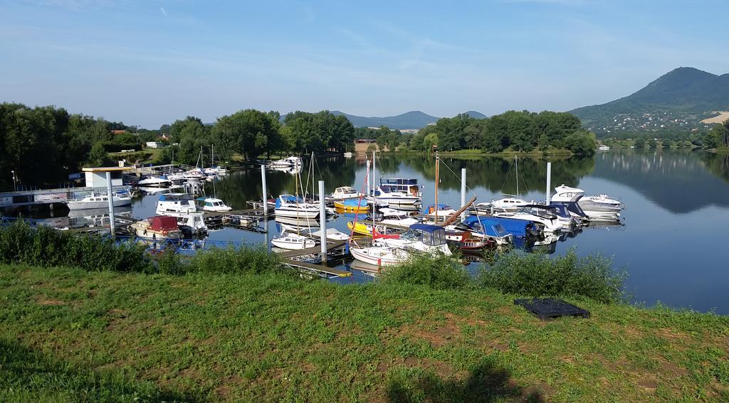 Resort Marina Labe Ловосіце Екстер'єр фото